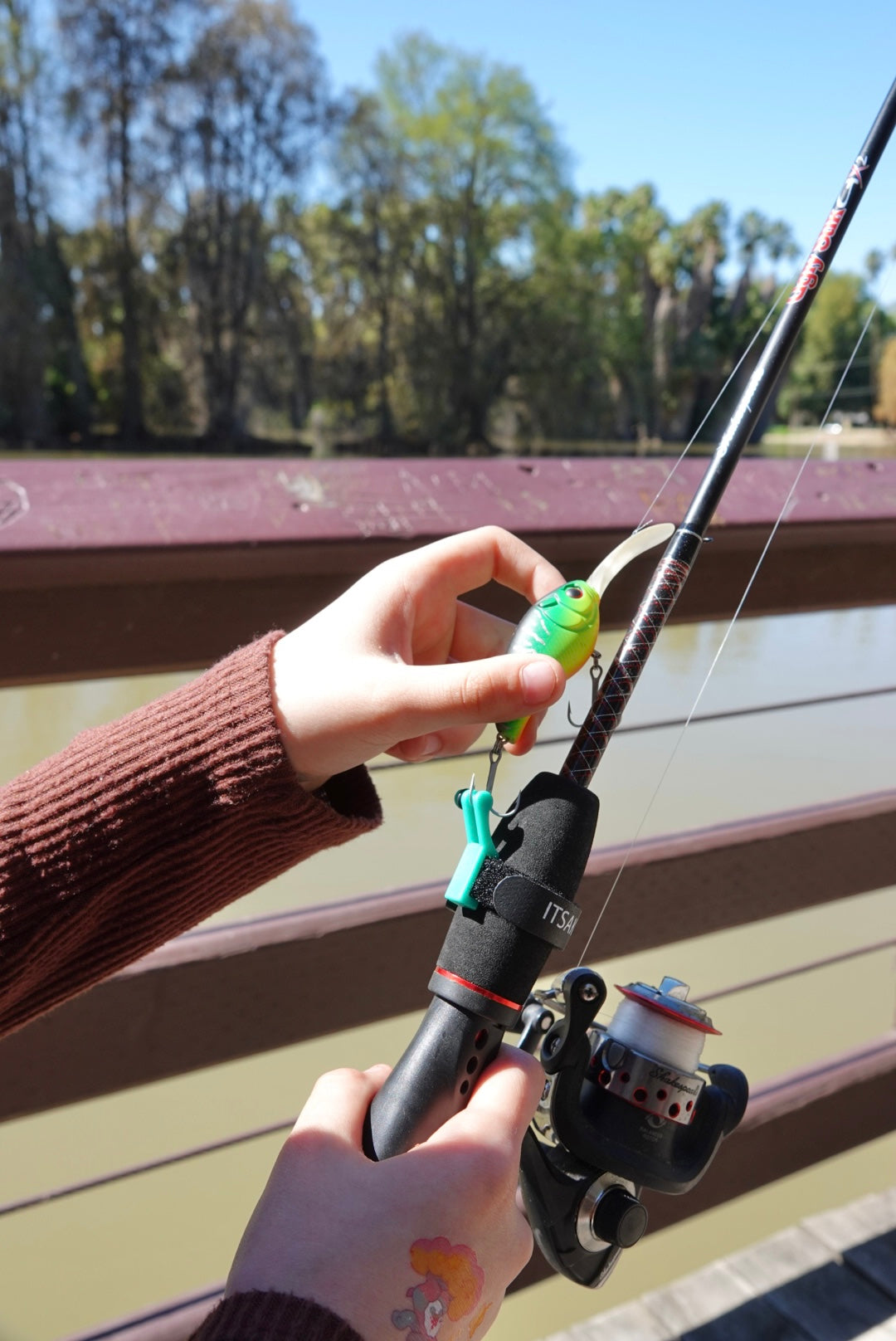 core keeper fishing pole Katch Hook Keeper (Mini)